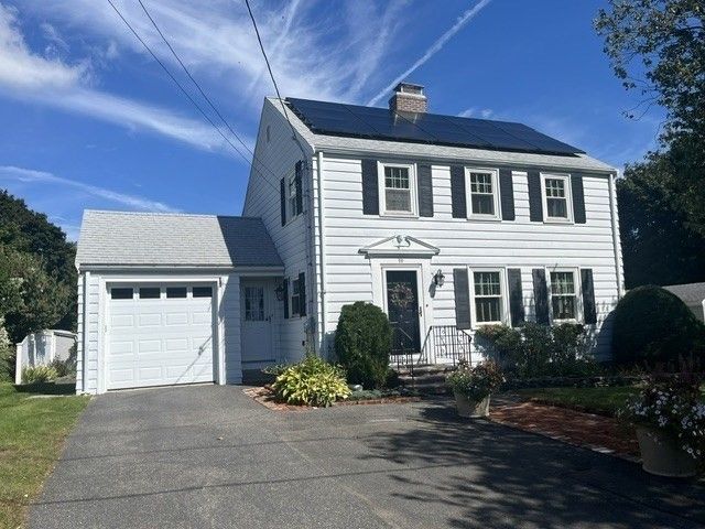28 Cobb Ln, Lynn, MA 01904