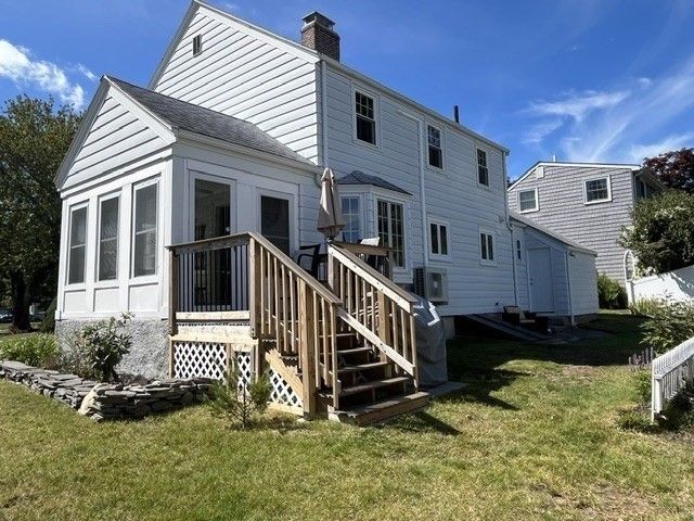 28 Cobb Ln, Lynn, MA 01904
