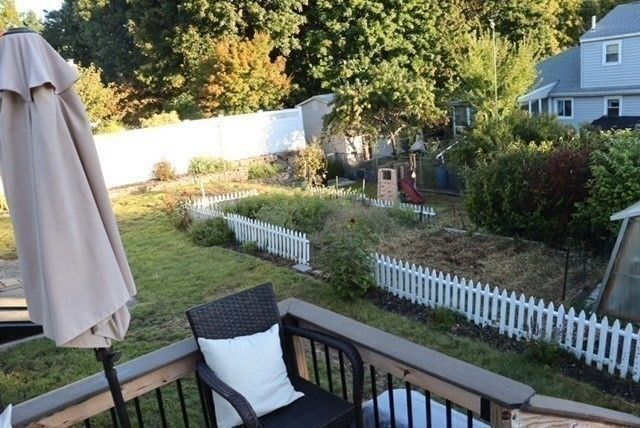 28 Cobb Ln, Lynn, MA 01904