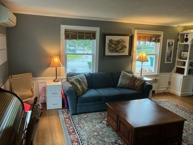28 Cobb Ln, Lynn, MA 01904