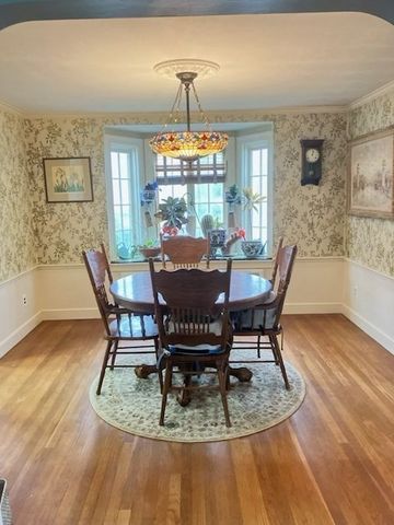 28 Cobb Ln, Lynn, MA 01904