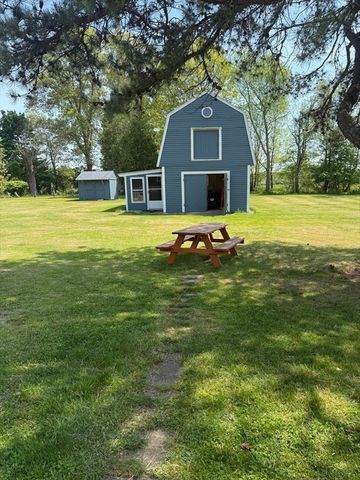 87 Union St, West Bridgewater, MA 02379