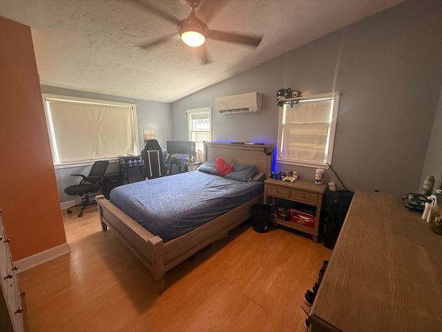 87 Union St, West Bridgewater, MA 02379