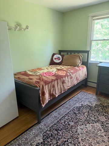 87 Union St, West Bridgewater, MA 02379