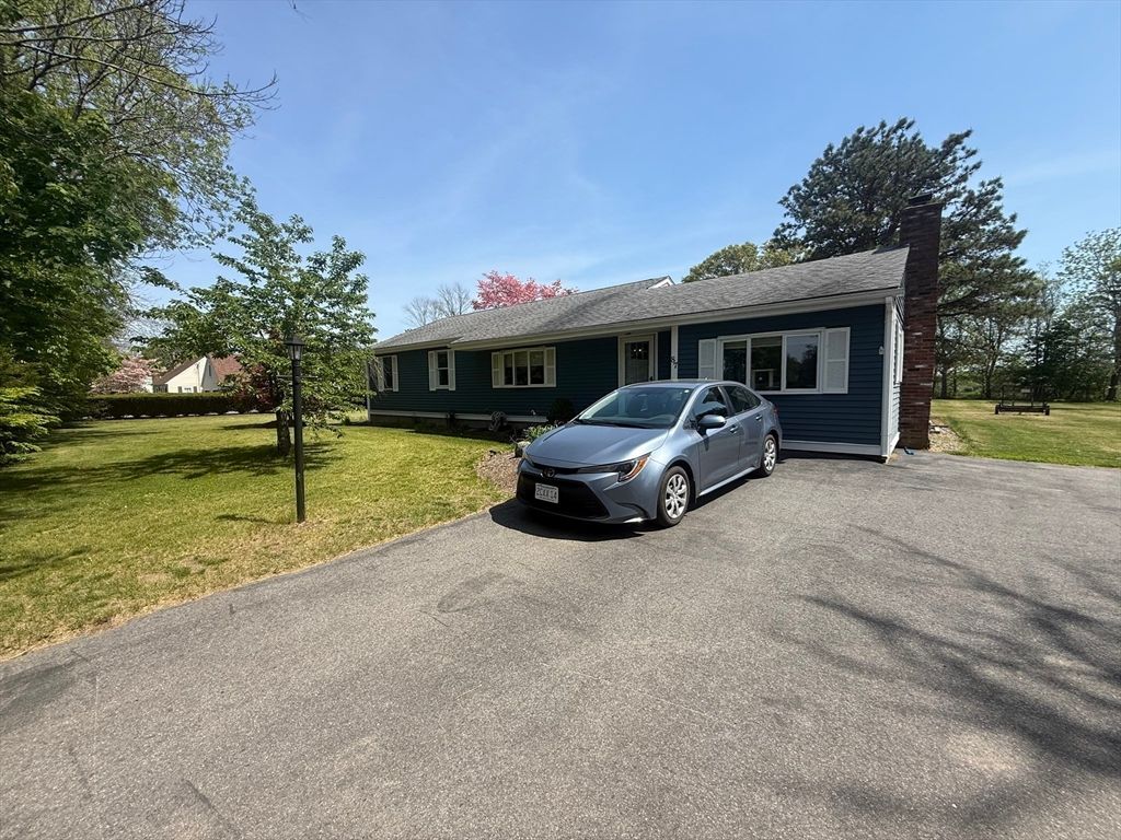 87 Union St, West Bridgewater, MA 02379