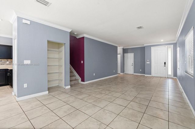 3136 SE 2nd Dr, Homestead, FL 33033