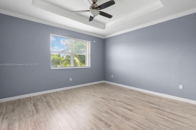 3136 SE 2nd Dr, Homestead, FL 33033