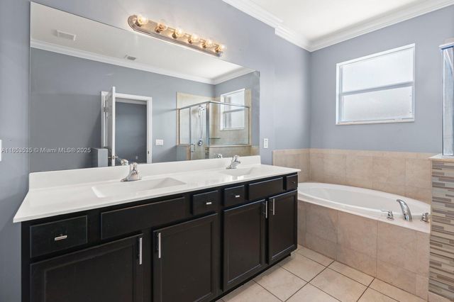 3136 SE 2nd Dr, Homestead, FL 33033