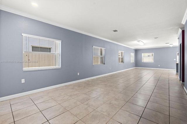 3136 SE 2nd Dr, Homestead, FL 33033