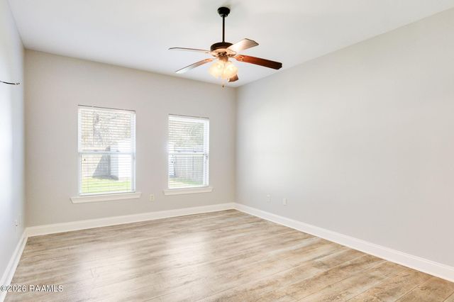 413 Flanders Ridge Drive, Youngsville, LA 70592