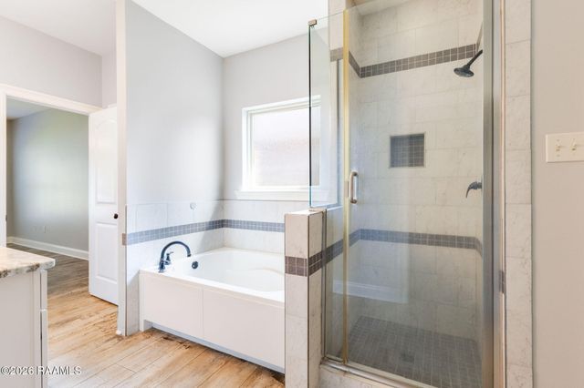 413 Flanders Ridge Drive, Youngsville, LA 70592