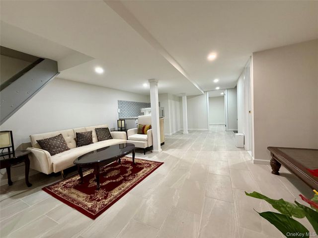 54-05 68th Street, Maspeth, NY 11378