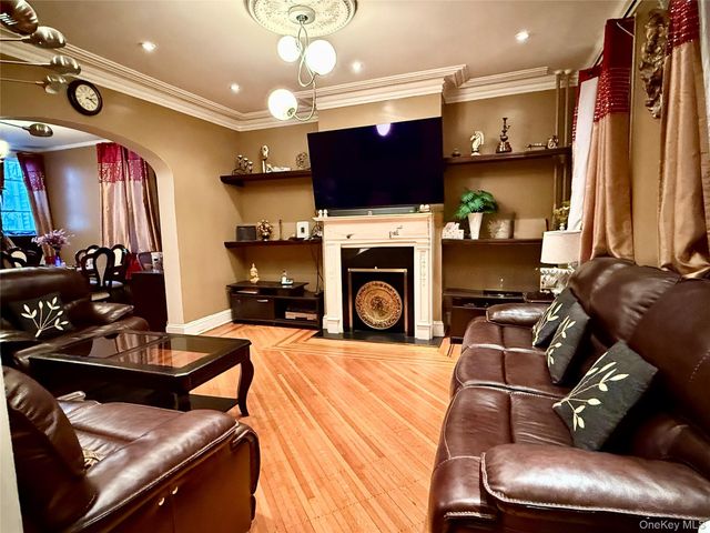 54-05 68th Street, Maspeth, NY 11378