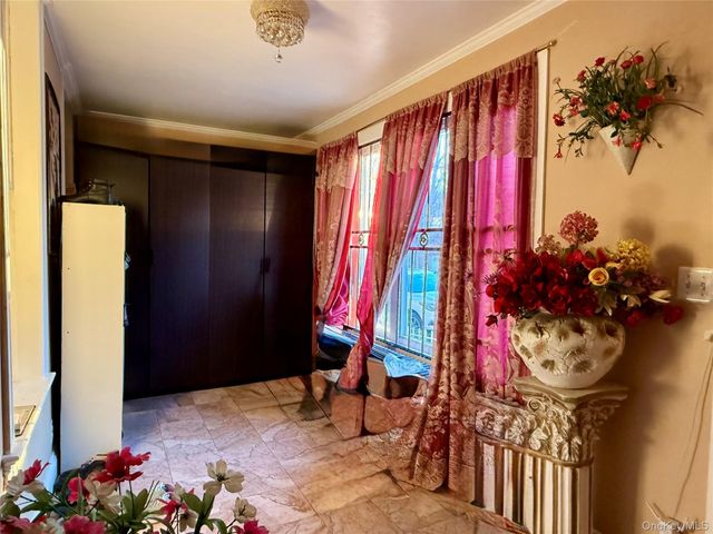 54-05 68th Street, Maspeth, NY 11378