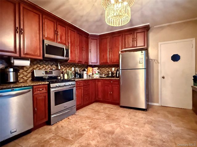 54-05 68th Street, Maspeth, NY 11378