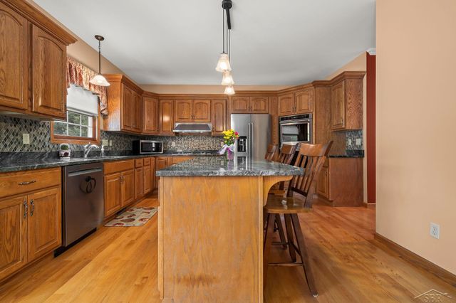 4169 Mountain View Court, Thomas Twp, MI 48623