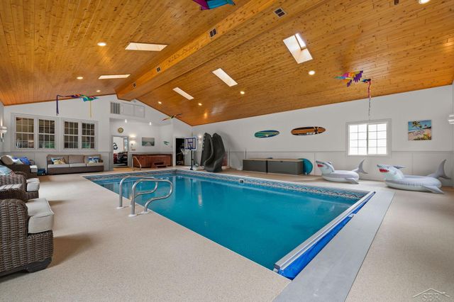 4169 Mountain View Court, Thomas Twp, MI 48623