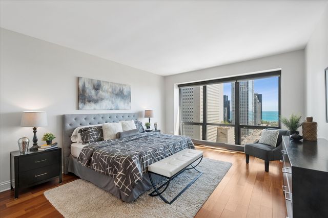 130 N Garland Court 2305, Chicago, IL 60602