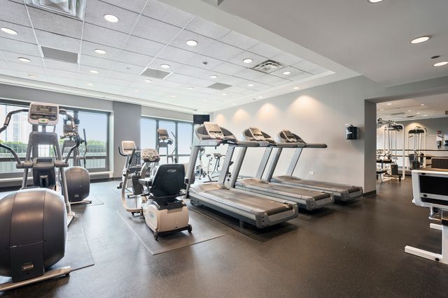 130 N Garland Court 2305, Chicago, IL 60602