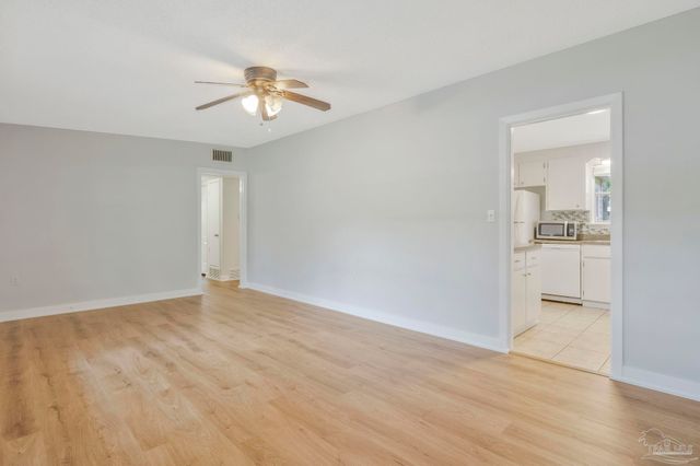 3900 San Gabriel Dr, Pensacola, FL 32504