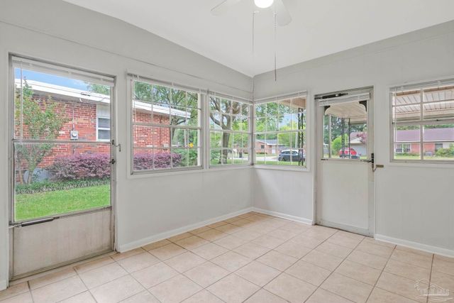 3900 San Gabriel Dr, Pensacola, FL 32504