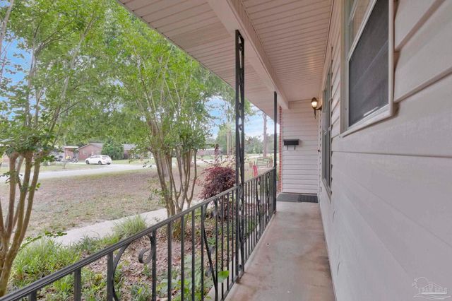 3900 San Gabriel Dr, Pensacola, FL 32504
