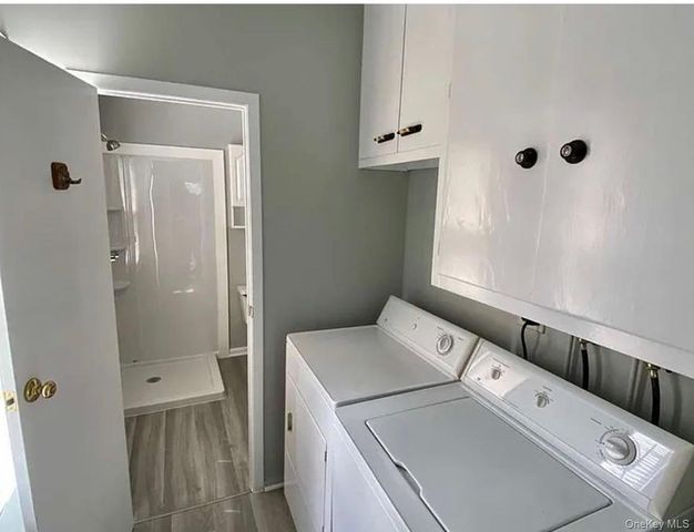 21 Duane Street, Farmingdale, NY 11735