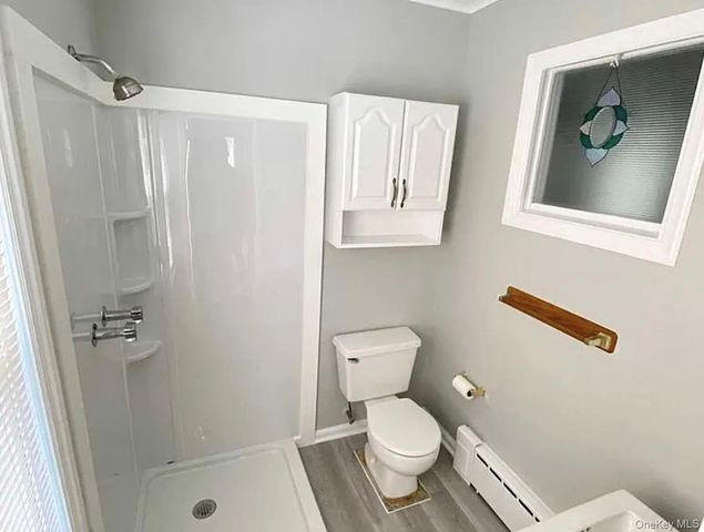 21 Duane Street, Farmingdale, NY 11735