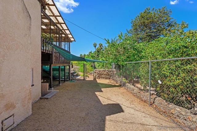 4744 Resmar Rd, La Mesa, CA 91941