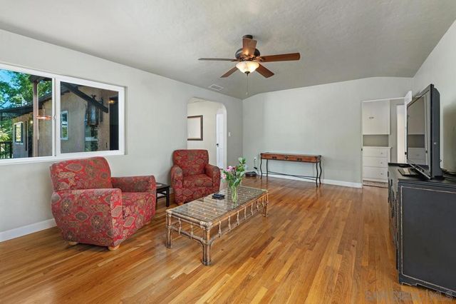 4744 Resmar Rd, La Mesa, CA 91941