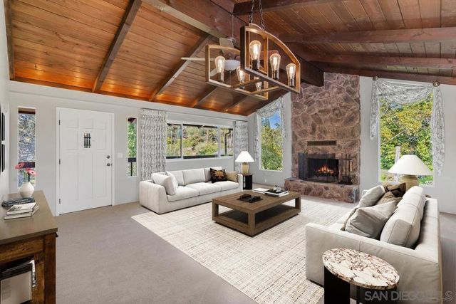 4744 Resmar Rd, La Mesa, CA 91941