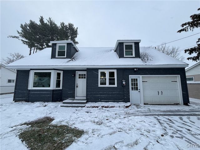 107 Colonial Drive, Cicero, NY 13212