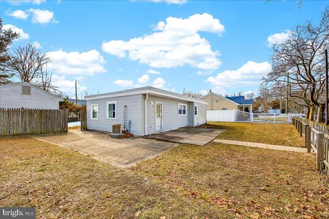 32 W MEYRAN AVE, Somers Point, NJ 08244