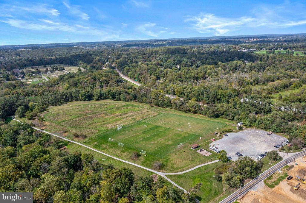 10104 LOUIE LN, Kennett Square, PA 19348