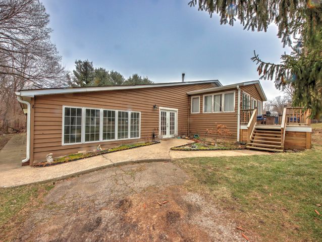 1232 W 650 N, La Porte, IN 46350