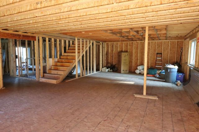 1232 W 650 N, La Porte, IN 46350