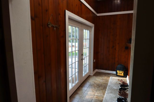 1232 W 650 N, La Porte, IN 46350