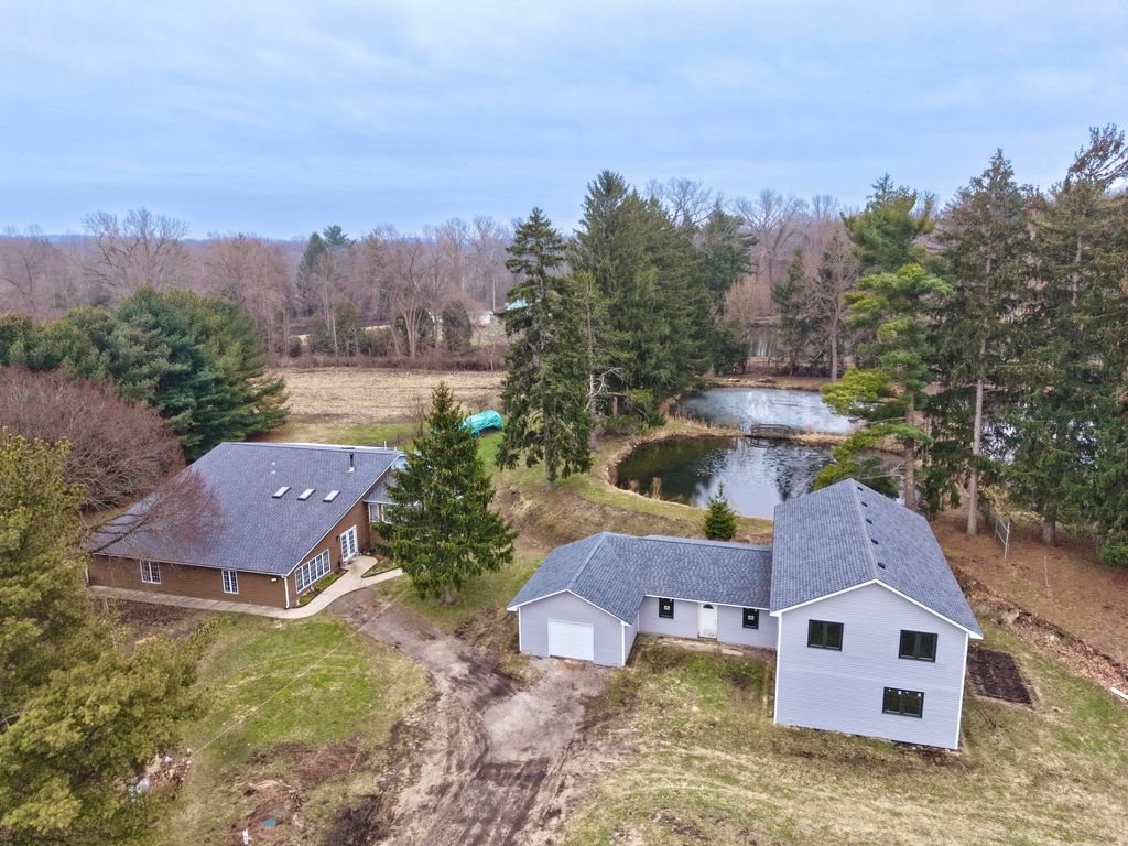 1232 W 650 N, La Porte, IN 46350