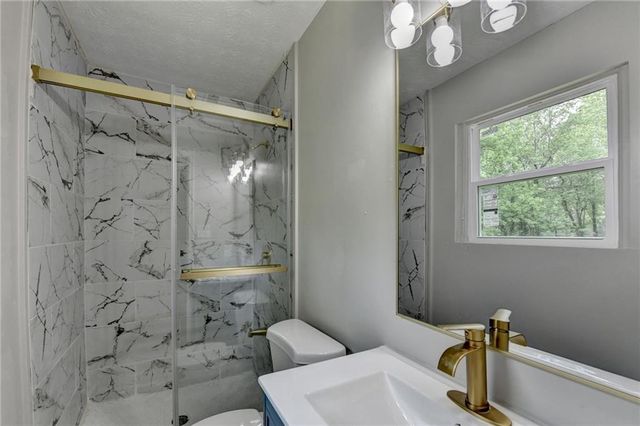 1018 Wayne Drive, Snellville, GA 30078