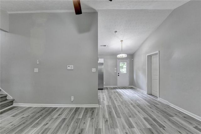 1018 Wayne Drive, Snellville, GA 30078