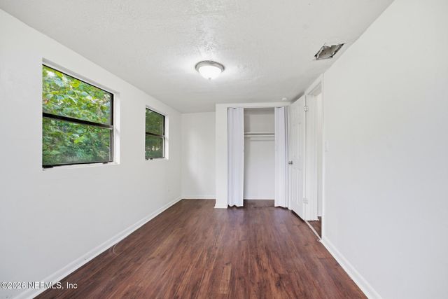 920 GEORGE Circle, Jacksonville, FL 32254