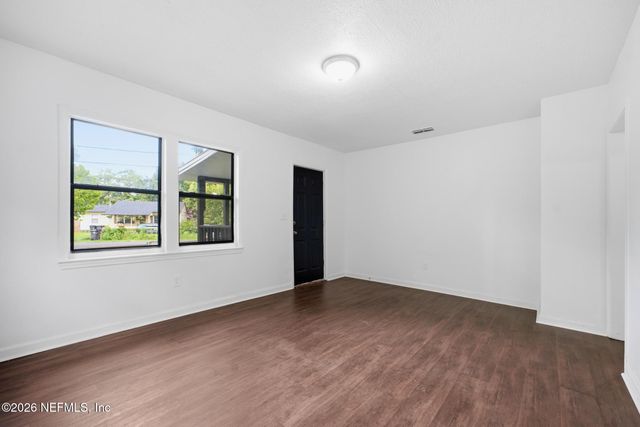 920 GEORGE Circle, Jacksonville, FL 32254