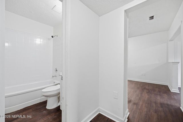 920 GEORGE Circle, Jacksonville, FL 32254