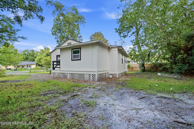 920 GEORGE Circle, Jacksonville, FL 32254