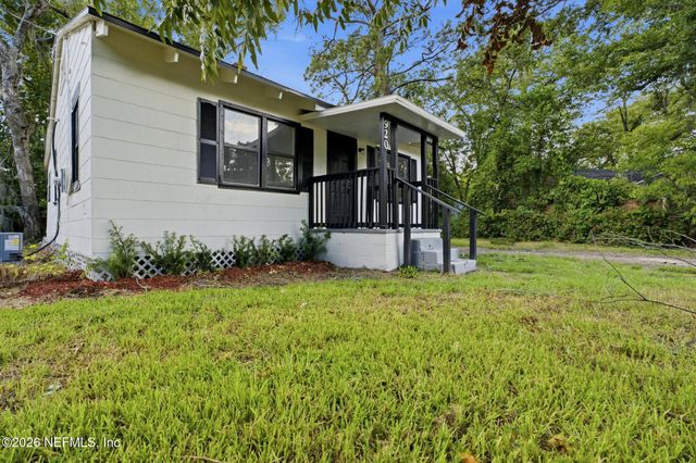 920 GEORGE Circle, Jacksonville, FL 32254