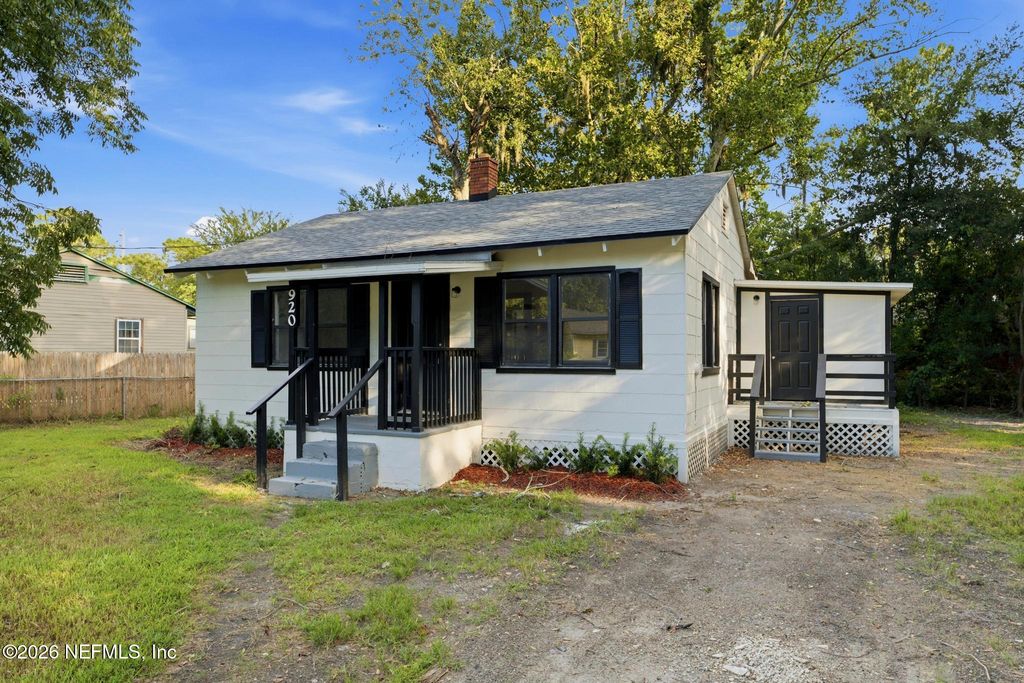 920 GEORGE Circle, Jacksonville, FL 32254