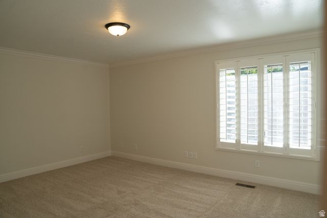 294 W JENNINGS LN, Centerville, UT 84014