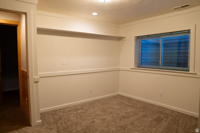 294 W JENNINGS LN, Centerville, UT 84014