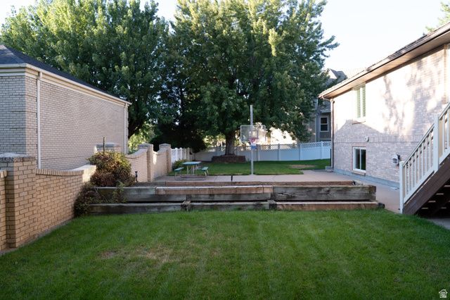 294 W JENNINGS LN, Centerville, UT 84014