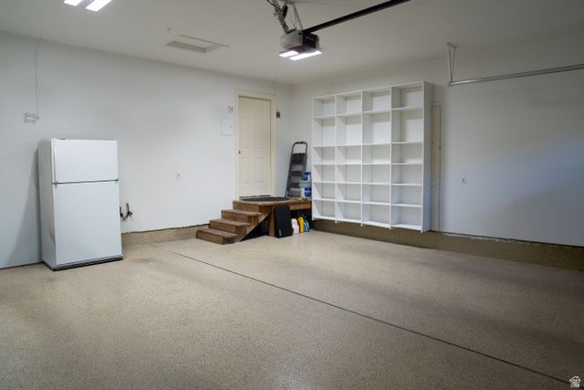 294 W JENNINGS LN, Centerville, UT 84014